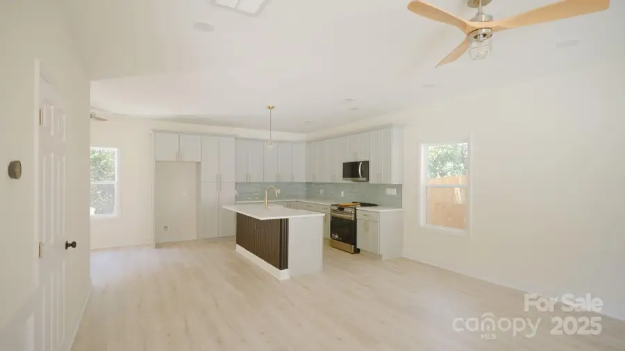 503 Granby Circle, Charlotte, NC 28217 - Image #3