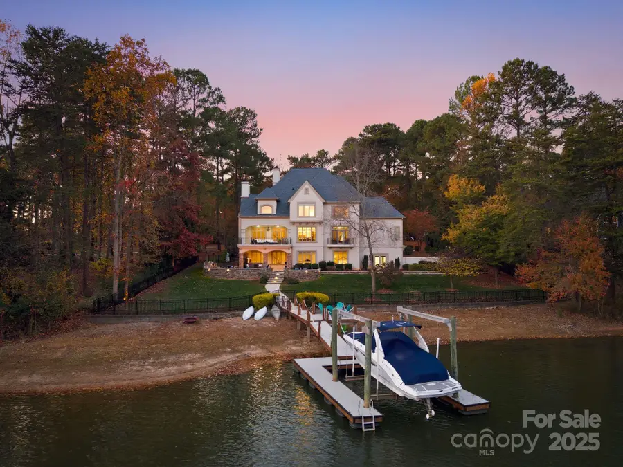 128 Brownstone Drive, Mooresville, NC 28117 - Image #3