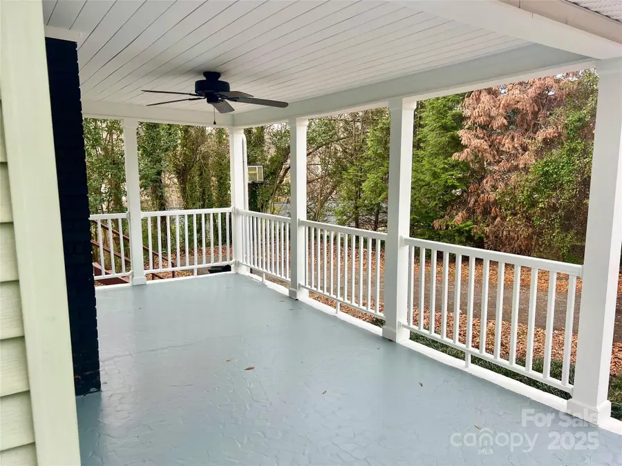 328 11th Street Sw, Hickory, NC 28602 - Image #3
