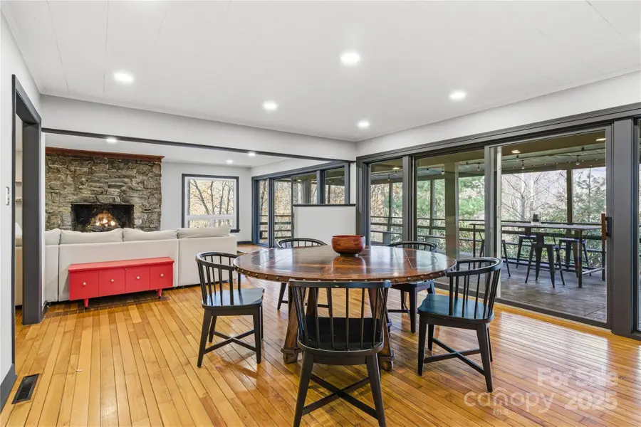 1373 Dogwood Drive, Maggie Valley, NC 28751 - Image #2