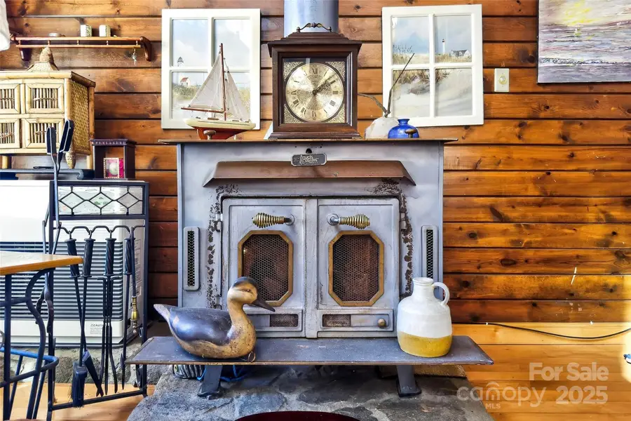 36 Mitchell View Road, Bakersville, NC 28705 - Image #3