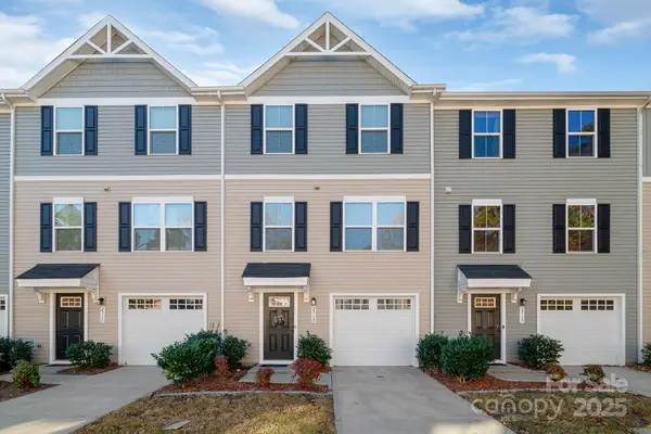 2715 Sydney Overlook Lane, Charlotte, NC 28269