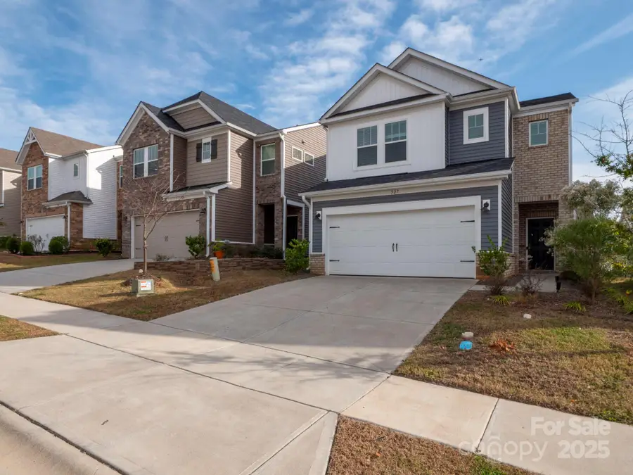 527 Palmarosa Street, Fort Mill, SC 29715 - Image #2