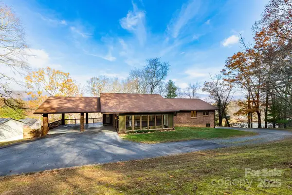 84 Joe Jenkins Road, Fairview, NC 28730