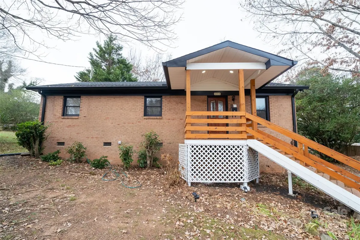 5315 Ruth Drive, Charlotte, NC 28215 - Image #1