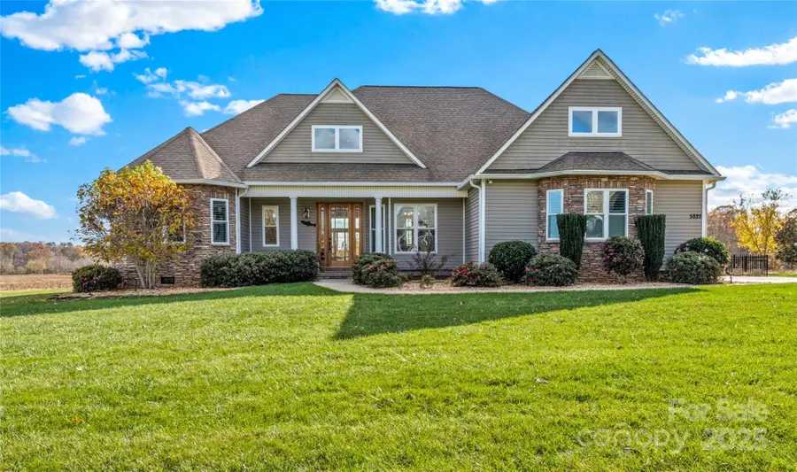 5828 Jordan Gate Drive, East Bend, NC 27018 - Image #3