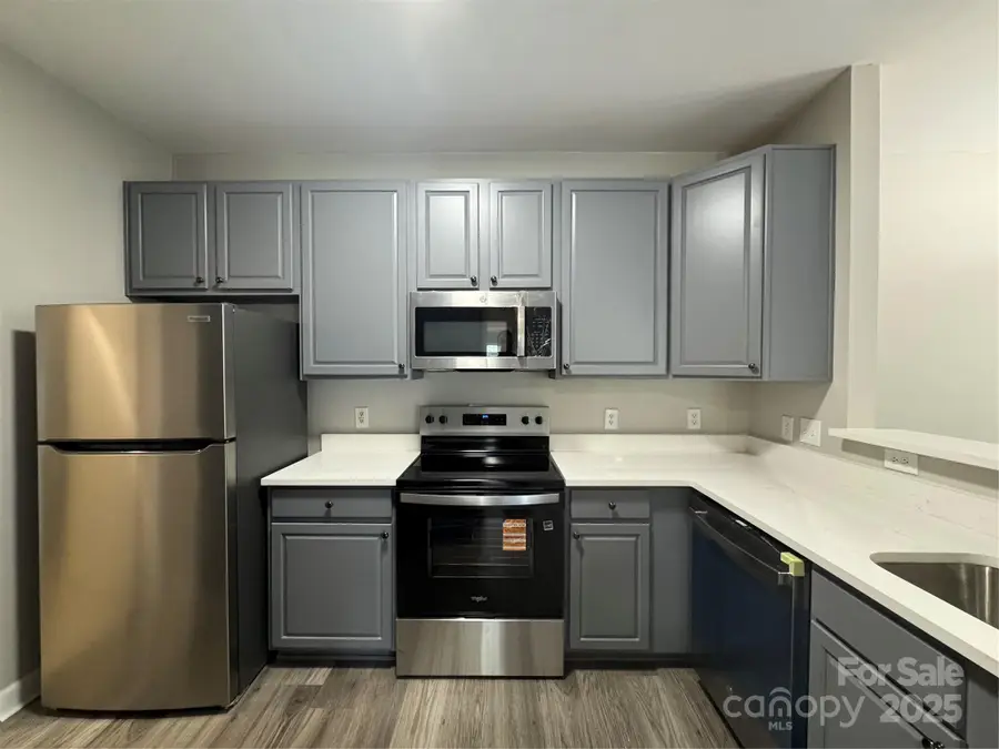 10676 Hill Point Court, Charlotte, NC 28262 - Image #3