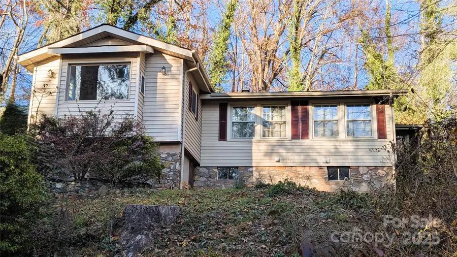 233 Rolling Drive, Waynesville, NC 28786 - Image #2