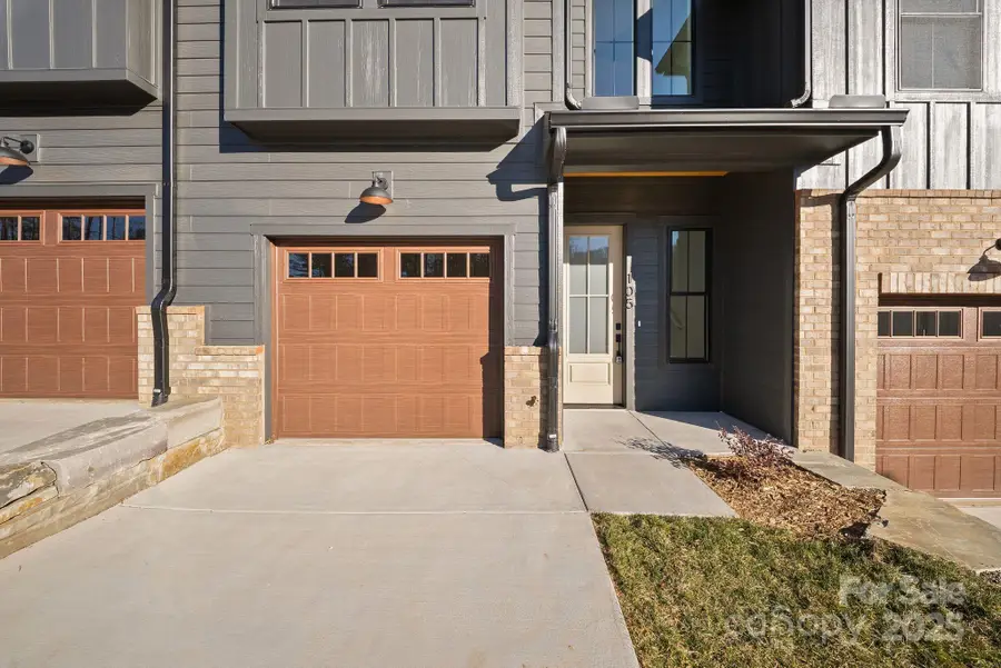 105 Collin Place #2, Asheville, NC 28804 - Image #3
