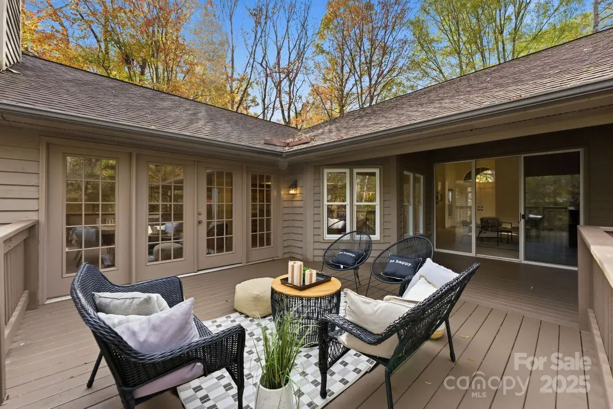 927 Longfield Circle, Charlotte, NC 28270 - #1