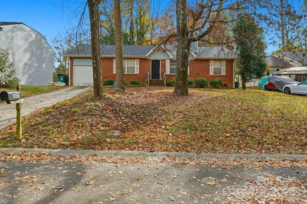 6600 Cool Water Court, Charlotte, NC 28215 - Image #1