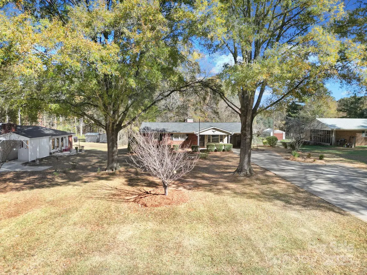157 Holiday Road, Lancaster, SC 29720 - #1