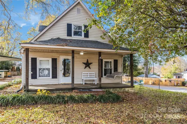 602 E Lee Avenue, Bessemer City, NC 28016