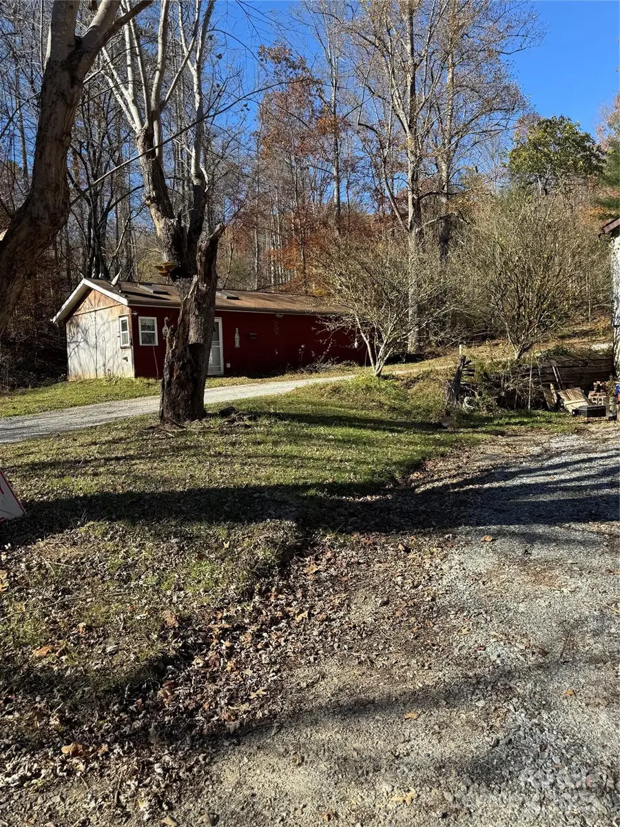 90 Buchanan Drive, Fletcher, NC 28732 - Image #3