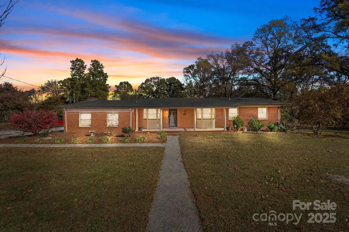 624 Patricia Avenue, Harrisburg, NC 28075 - Image #1