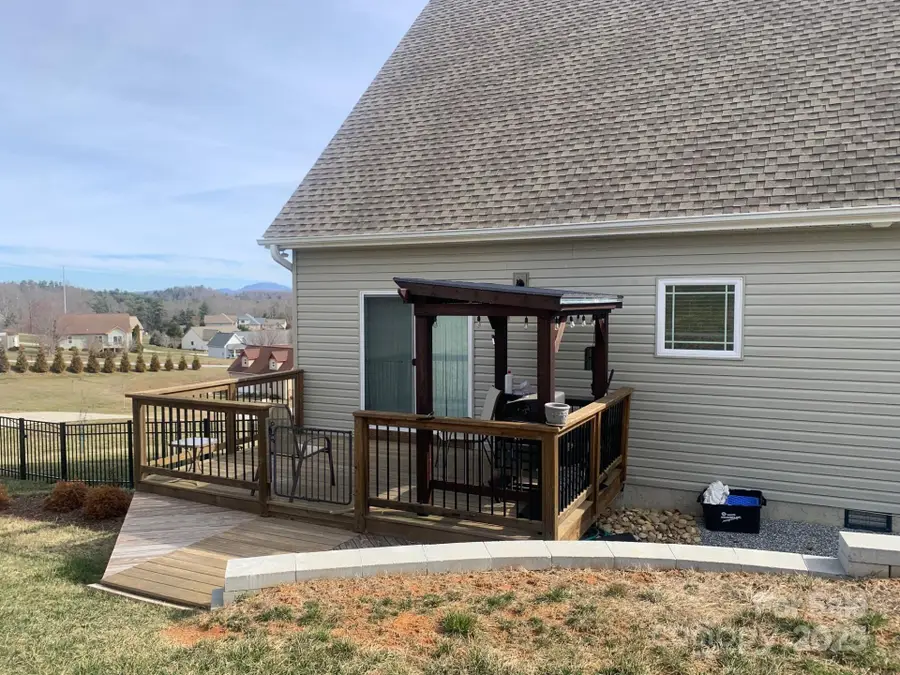 119 Tryon View Drive, Flat Rock, NC 28731 - Image #2