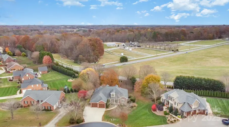 3646 Hogan Court Ne, Conover, NC 28613 - Image #3