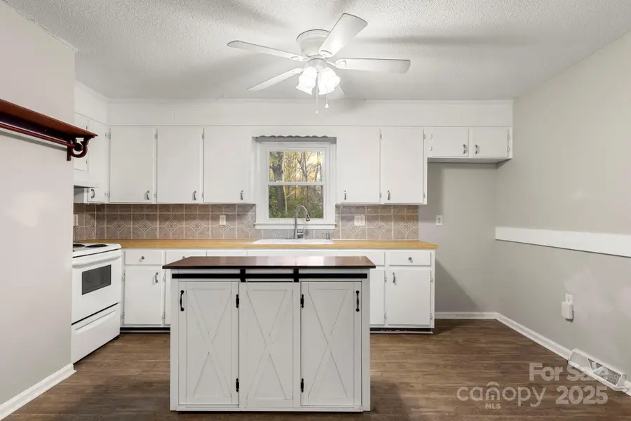 604 Cold Stream Circle, Chester, SC 29706 - Image #3