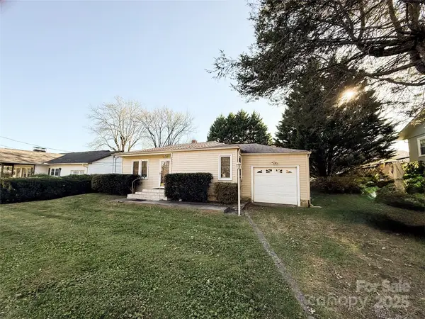 331 Probart Street, Brevard, NC 28712