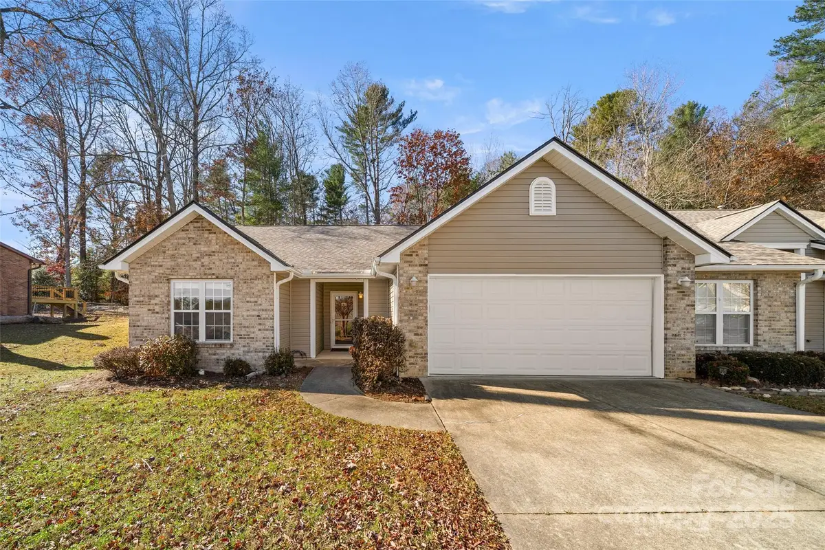 270 Farington Circle, Fletcher, NC 28732 - Image #1