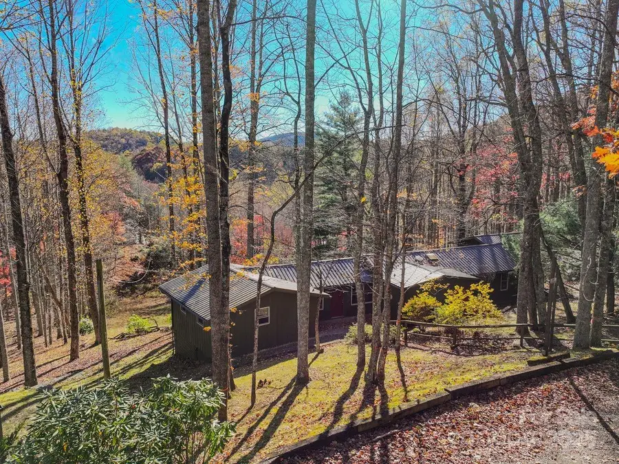 2626 Dendy Orchard Road, Highlands, NC 28741 - Image #3