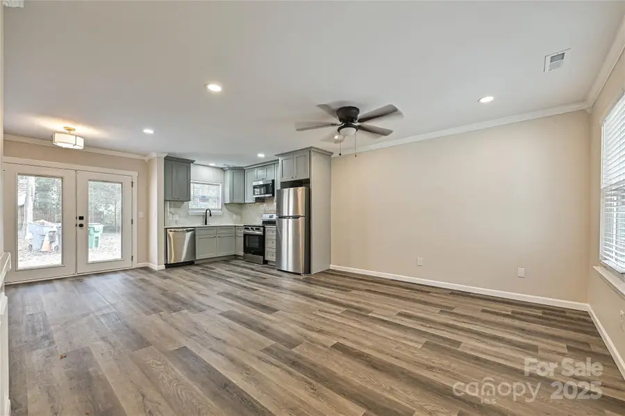 3133 Amay James Avenue, Charlotte, NC 28208 - Image #3