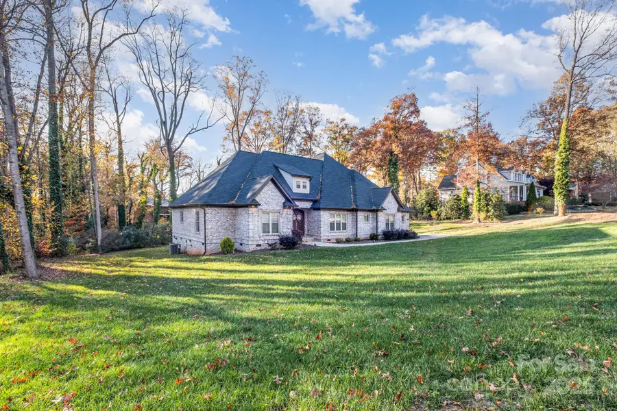 139 Trillium Drive, Statesville, NC 28625 - Image #3