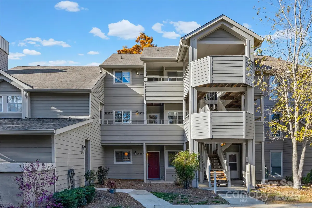 2545 Stockbridge Drive, Charlotte, NC 28210 - Image #1