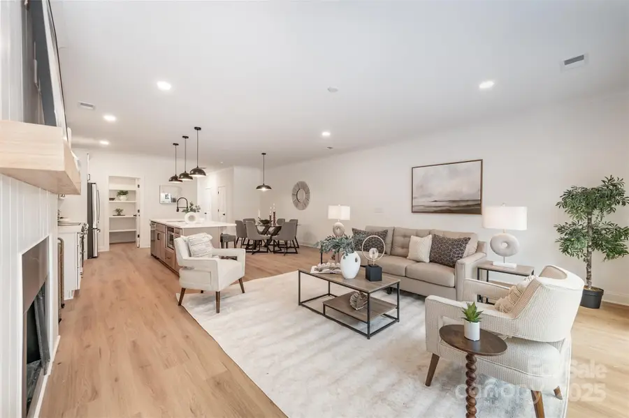 1802 Vinton Street, Charlotte, NC 28216 - Image #3