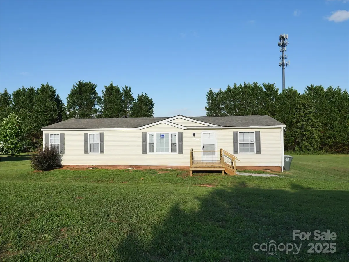 2168 Sterling Ridge Drive, Newton, NC 28658 - #1