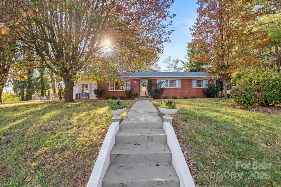 112 Pearson Drive, Asheville, NC 28801 - Image #3