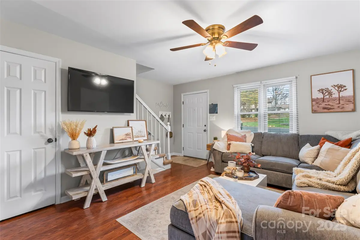 1330 5th Street Ne #196, Hickory, NC 28601 - Image #1