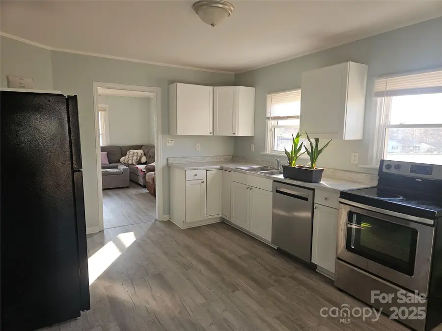 705 Cleveland Avenue, Kings Mountain, NC 28086 - Image #2