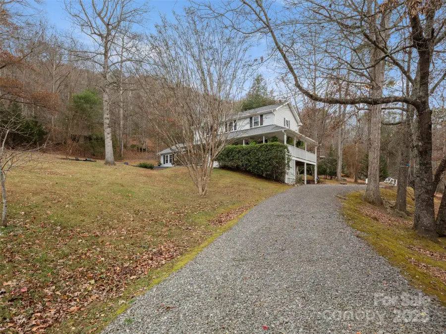 33 Ivy Cove Road, Fairview, NC 28730 - Image #3
