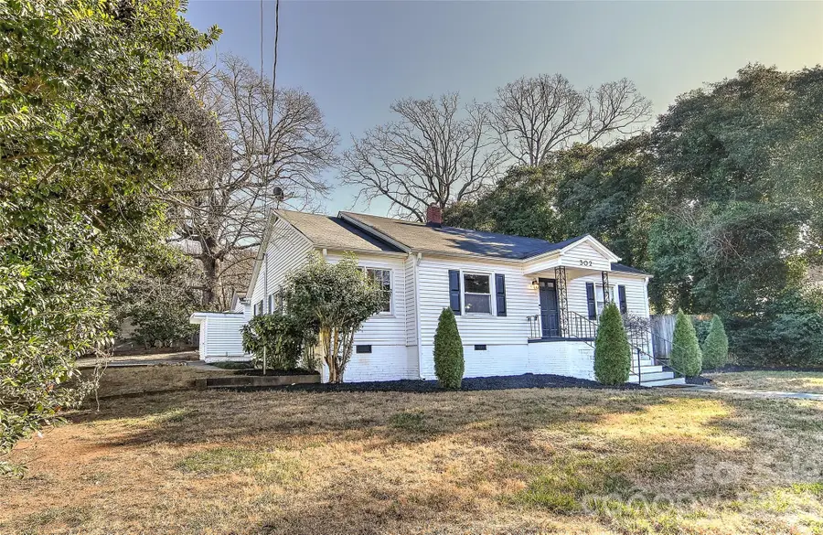 302 Johnson Street N, Monroe, NC 28112 - Image #2