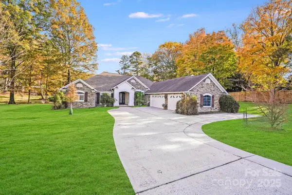 5329 Kuykendall Road, Charlotte, NC 28270