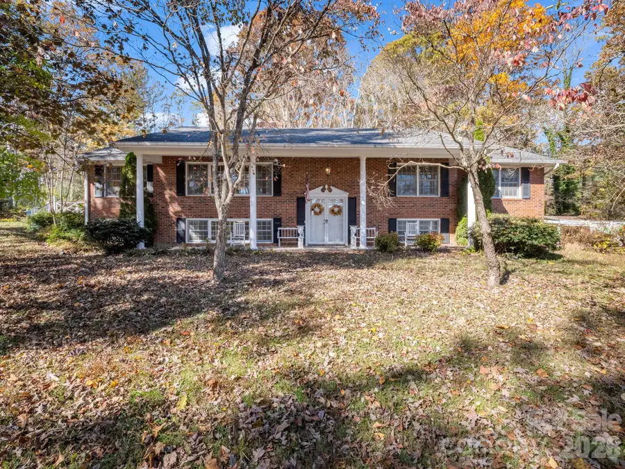 1867 Fruitland Road, Hendersonville, NC 28792 - Image #2