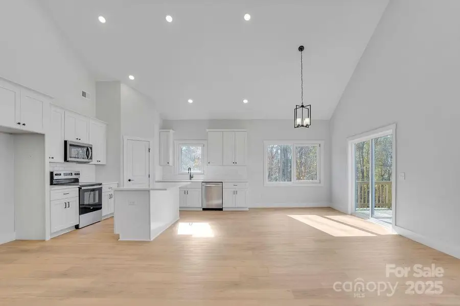 231 Tennessee Trail, Lincolnton, NC 28092 - Image #3