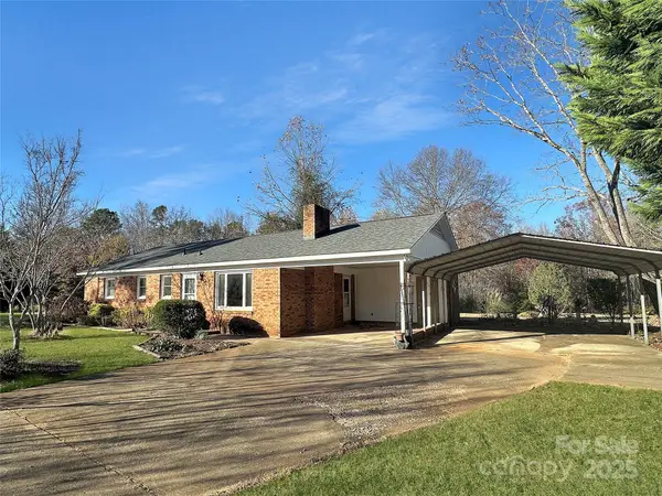 1451 Meandering Lane, Lincolnton, NC 28092