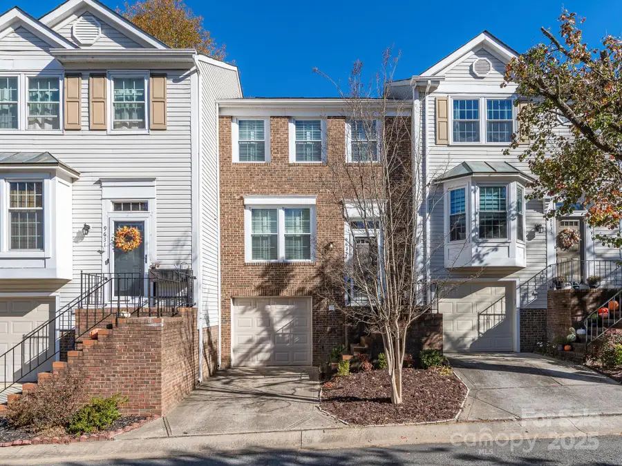 9633 Green Gable Court, Charlotte, NC 28270 - Image #2