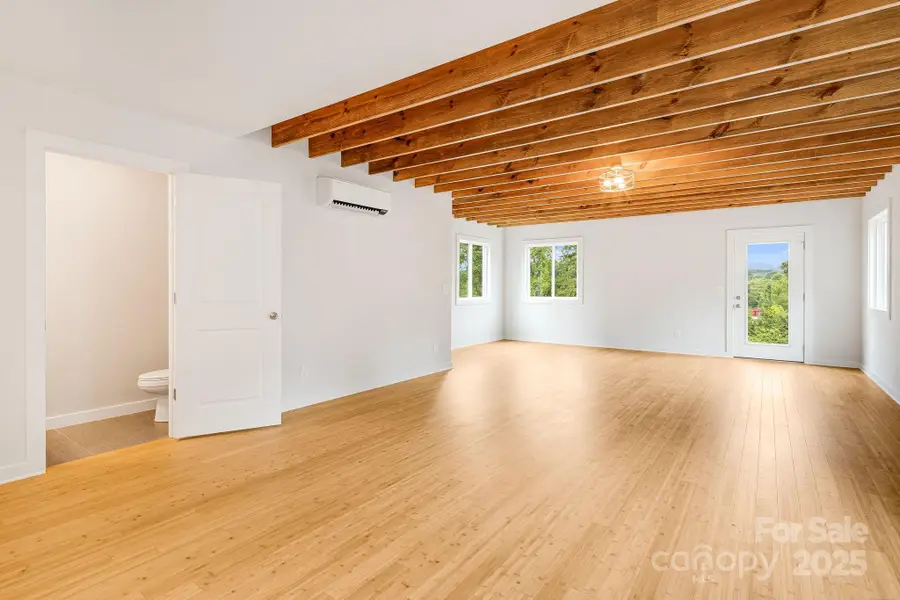 108 Lager Lane, Asheville, NC 28806 - Image #2
