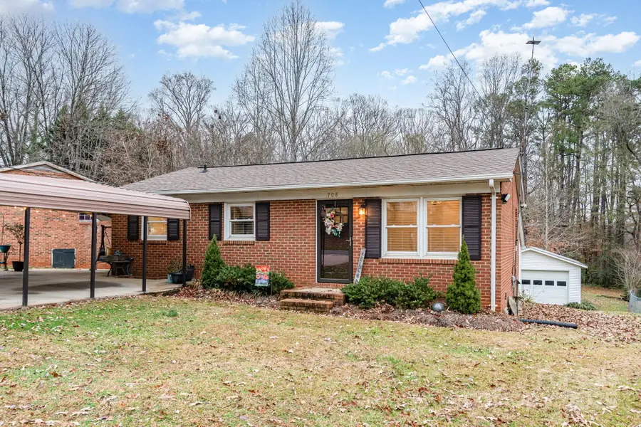 708 Noles Drive, Mount Holly, NC 28120 - Image #2