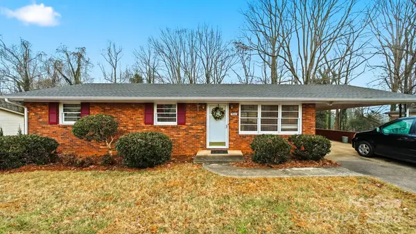 1922 30th Street Ne, Hickory, NC 28601