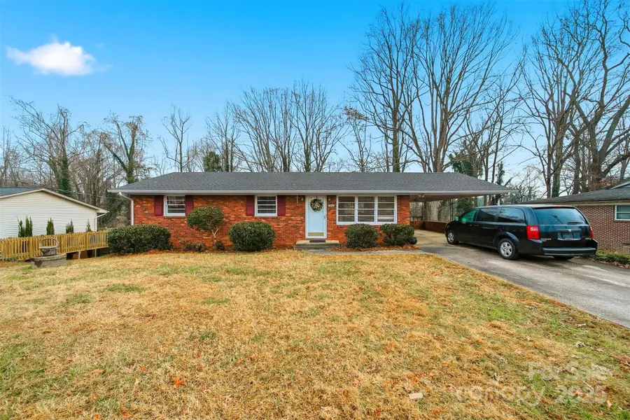 1922 30th Street Ne, Hickory, NC 28601 - Image #2