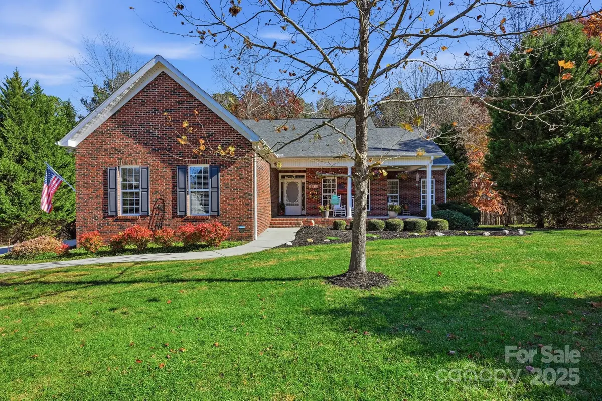 1972 Jaya Drive, Sherrills Ford, NC 28673 - Image #1