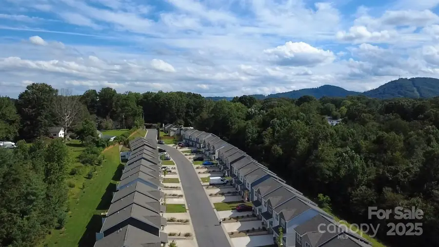 65 Cain Hollow Way, Asheville, NC 28806 - Image #2