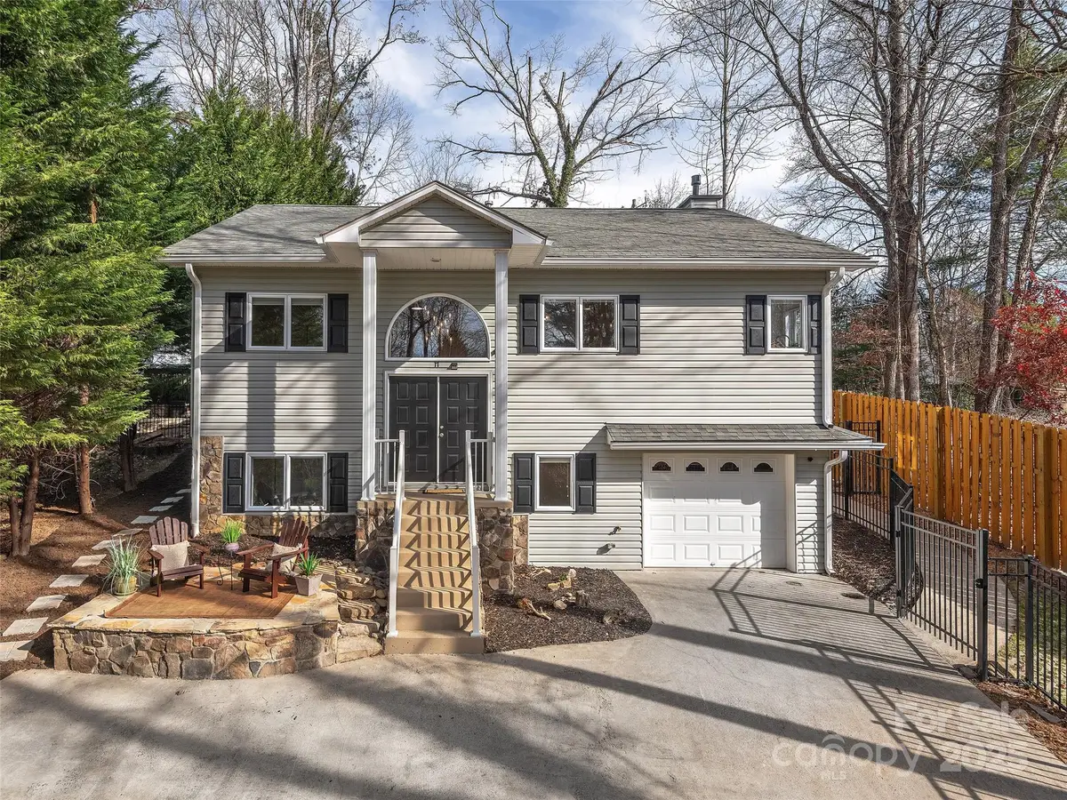 17 Lake Avenue, Black Mountain, NC 28711 - Image #1