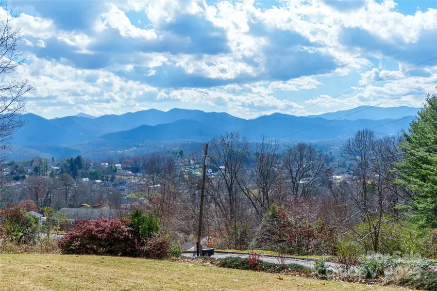 112 Hy Vu Drive, Canton, NC 28716 - Image #2