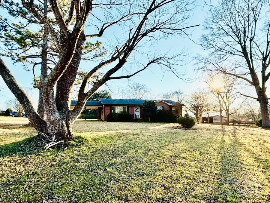 150 Old Georgia Road, Statesville, NC 28625 - #2