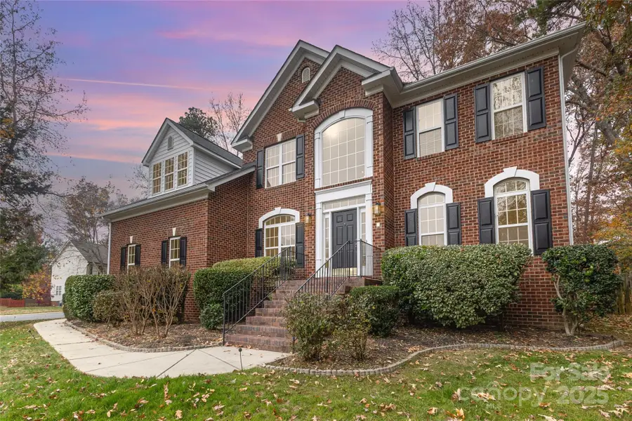 884 Clonmel Drive, Matthews, NC 28104 - Image #2